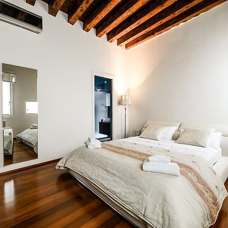 Frari Luxury Venice Exterior photo