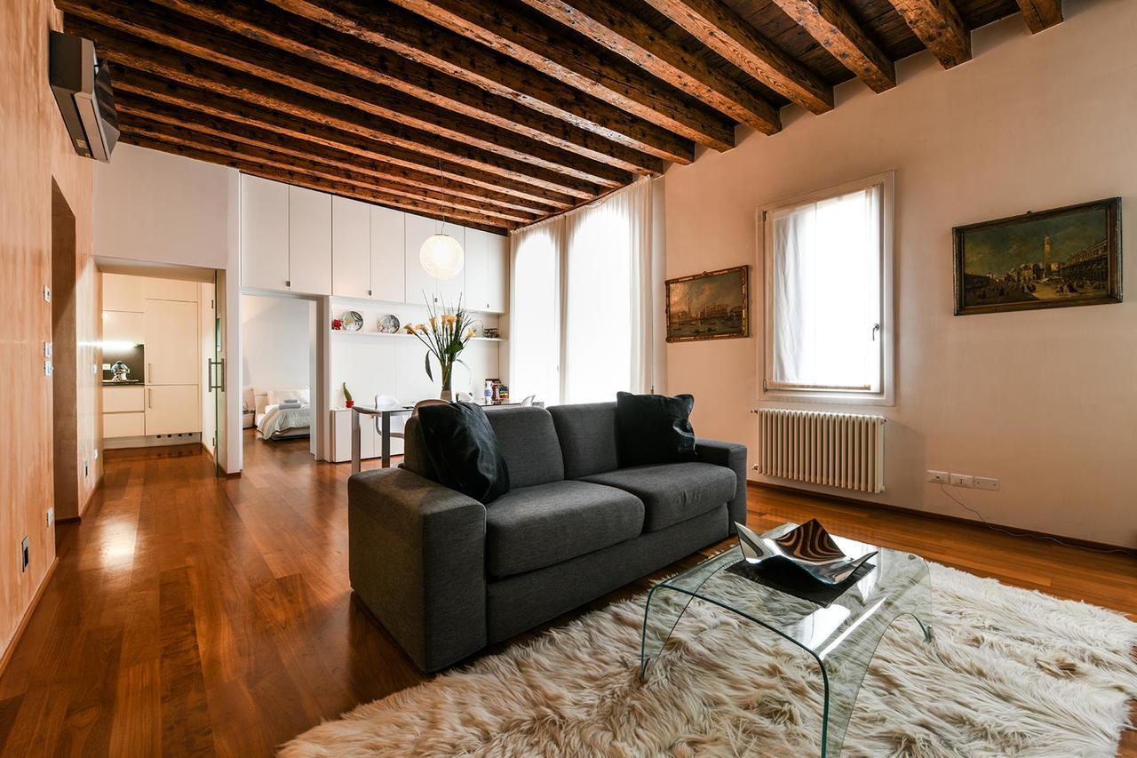 Frari Luxury Venice Exterior photo